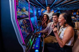 Beragam permainan slot online dengan tampilan futuristik dan mudah dimainkan